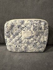 Quilted Wash/Make up/Cosmetics