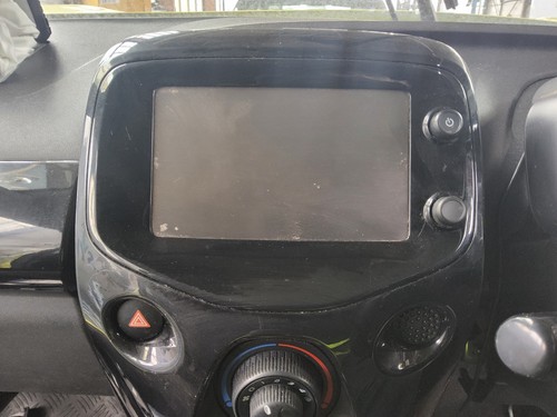 Toyota aygo audio - &, sat