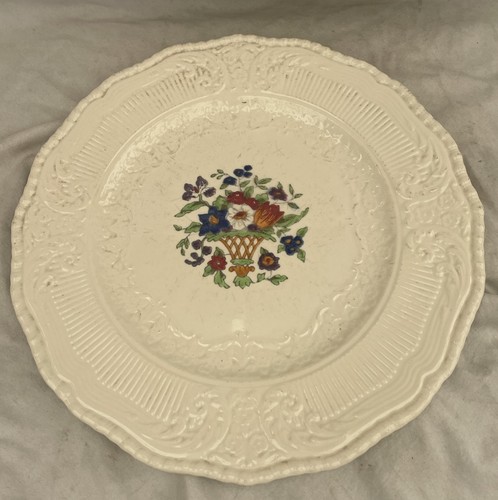 Antique royal doulton - royal,