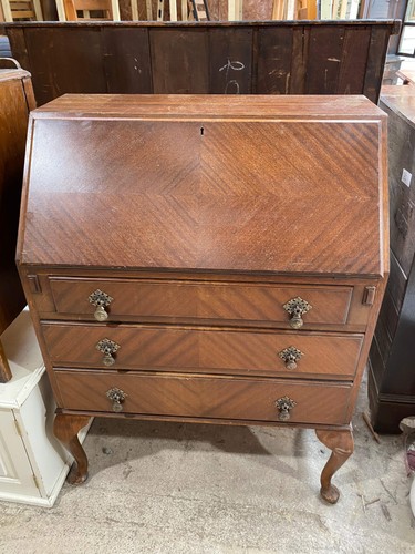Queen anne style writing - anne,