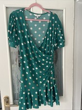 Ladies Size 14 Apricot Dress