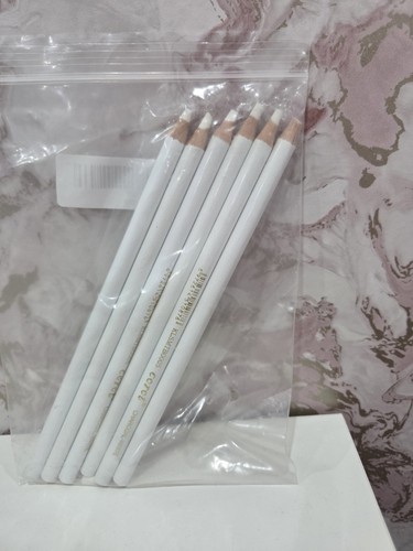 White charcoal pencil - white,