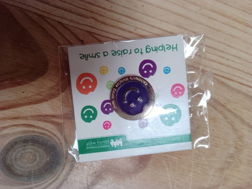 Charity smiley face - smiley, small