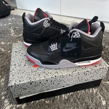 Nike Air Jordan 4 Retro