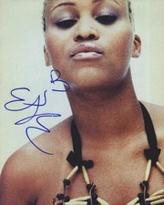 Ruff Ryders Eve Cooper signed