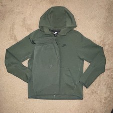 Old Season Nike Tech Fleece