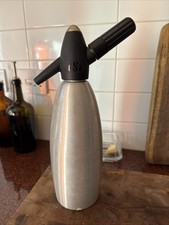 Water Carbonator