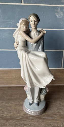 Lladro over the - over,