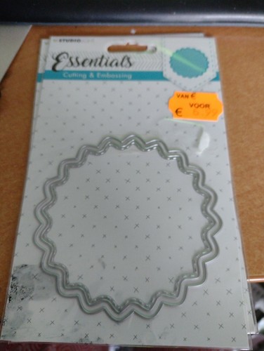 Cutting die for scrapbooking - die,