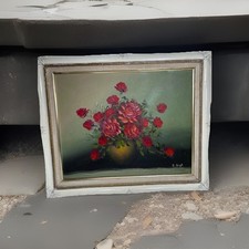 Original S. Leigh Oil Painting – Red Rose Bouquet in Golden Vase, Signed 