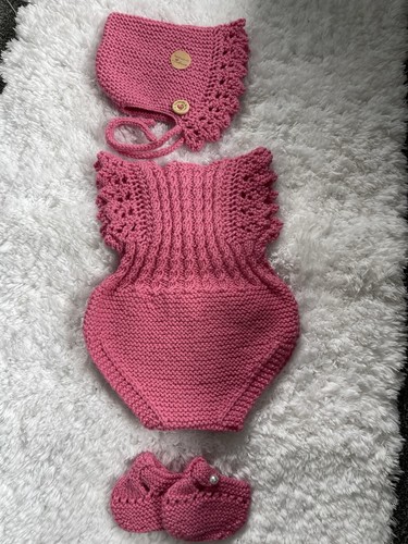 Handknit baby girl - baby,