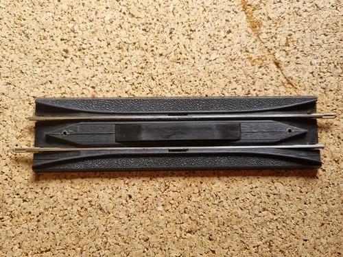 Hornby gauge uncoupler - hornby,