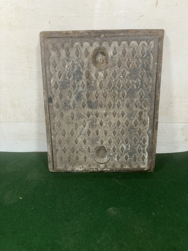 Cast iron heavy duty manhole - cast,