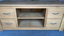 NEXT Cambridge Corner TV