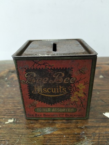 Vintage bee biscuits - vintage,