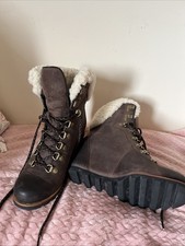 Sorel Size 5.5 Waterproof