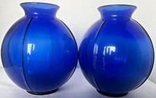 VTG 5.75" Tall Cobalt Blue Bud