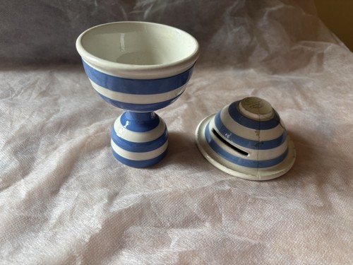 Green cornishware egg - g,