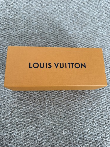 Louis vuitton - louis,