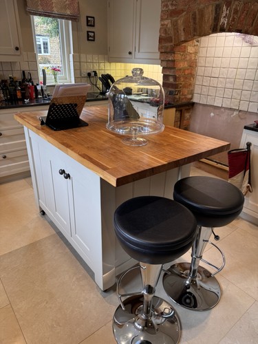 Moveable solid wood kitchen - solid,