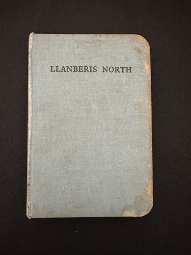 Mountaineering book climbers - book,