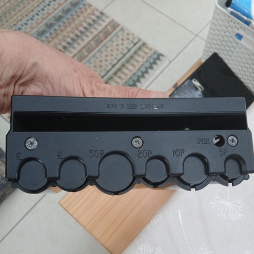 Coin dispenser cash holder - coin,