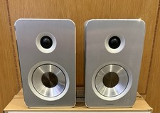 Sandstrom Bookshelf Speakers