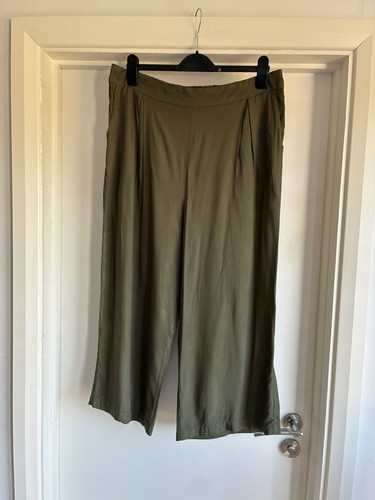 Woman khaki olive - woman, green
