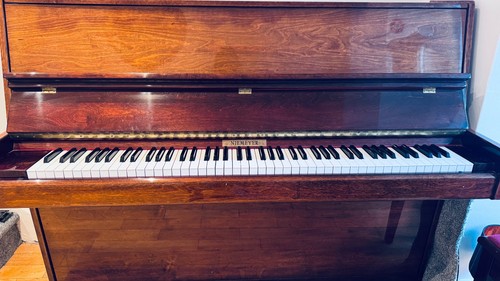 Upright classic piano - upright,