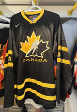 RARE Nike Team Canada