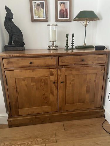 Laura ashley garrat - laura,