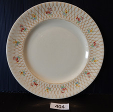 Victorian Johnson Bros. England Old English Trellis 9 inch dia plate