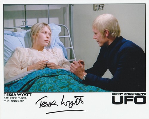 Ufo signed photo - -,