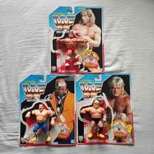 Wwf Hasbro Card And Figure Bundle
