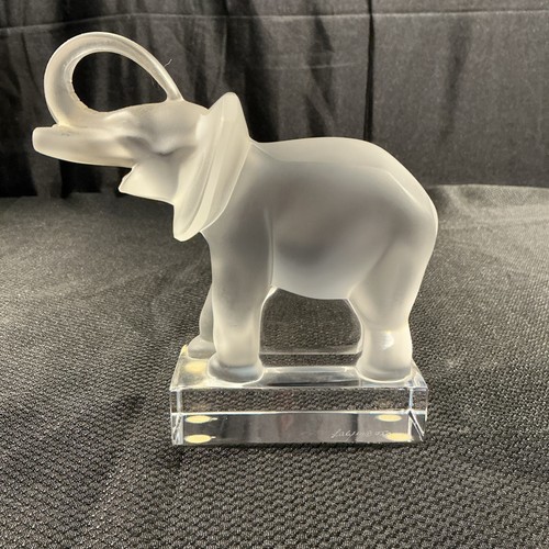 Lalique frosted crystal glass - lalique,