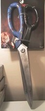 spirit halloween Childs Play chucky giant 18" scissors USA import NEW  IN STOCK