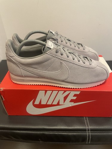 Rare 2017 nike cortez - v,