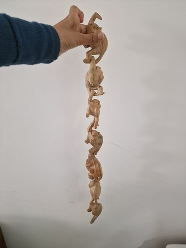 Hanging monkeys wooden hand - hanging,
