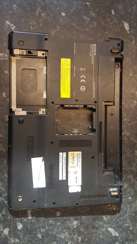 Sony vaio pcg 61611m bottom - pcg-61611m,