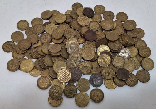 Three pence pieces 1937 - 1.1,