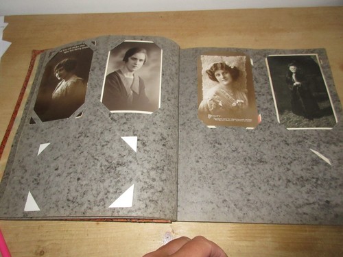 Vintage postcard photo album - /,