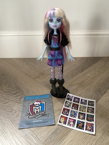 Monster high doll abbey - high,