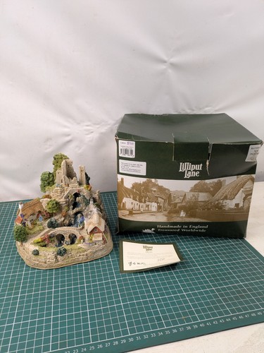 Lilliput lane where peaceful - lane,