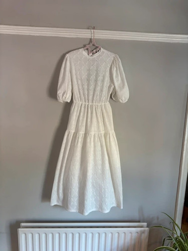 Zara size white - l,