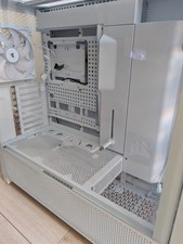 Corsair Frame 5000d white rear