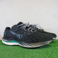 Mizuno Energy Trainers Size 8