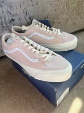 BRAND NEW IN BOX VANS OLD