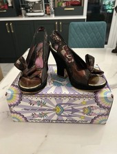 Irregular choice Mutiny size