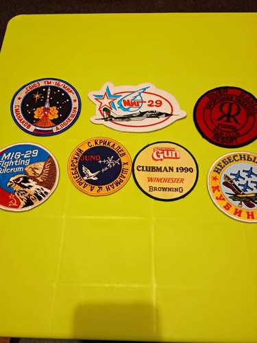 Mixed lot cloth patches - mixed,
