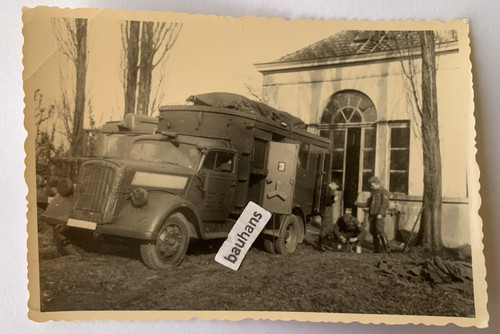 Photo truck opel blitz radio - opel,